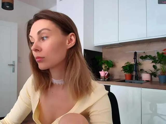 -JesusWife- on BongaCams