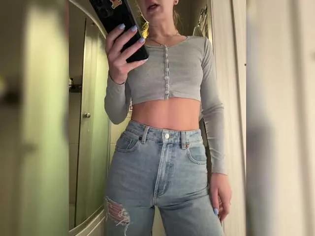 -Saharochek- on BongaCams