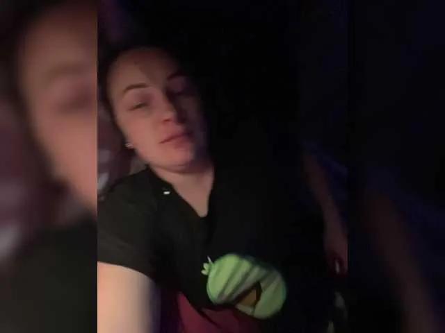 AlicaXDream — Let me know better your personal turn-ons so I can satisfy you!