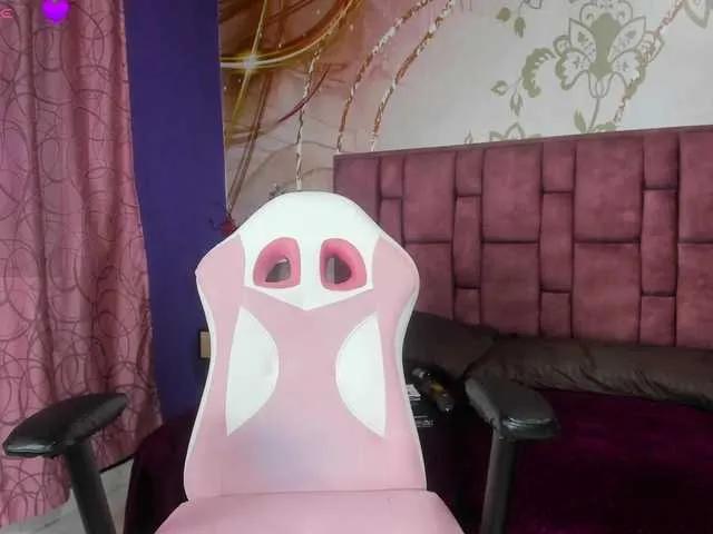 amber-leei on BongaCams