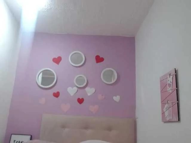 CHLOE-STORM on BongaCams
