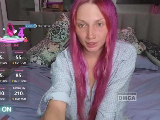 dvenasti on BongaCams