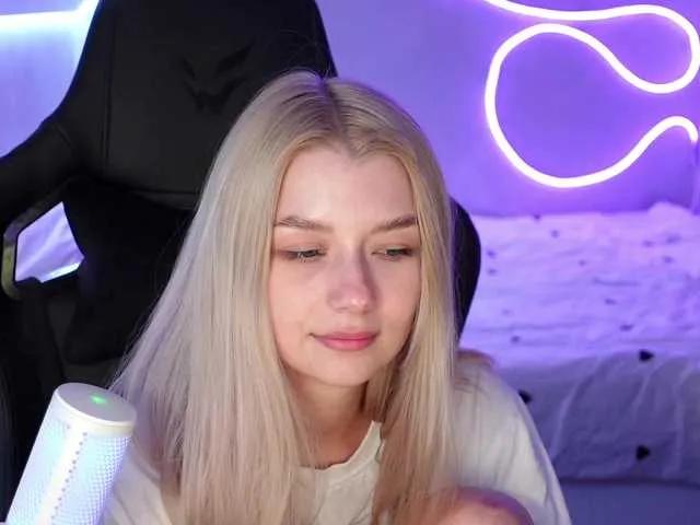 fiksikBoom — Freechat on BongaCams