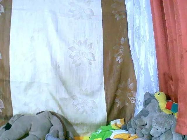 Honoratte on BongaCams