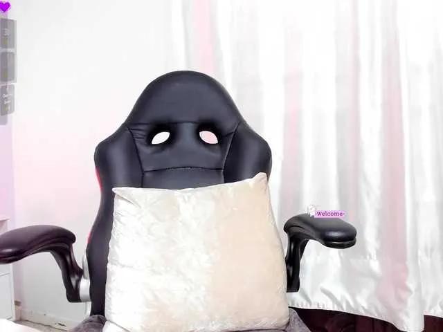 karina-mason on BongaCams