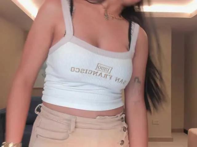 LelaWest on BongaCams 