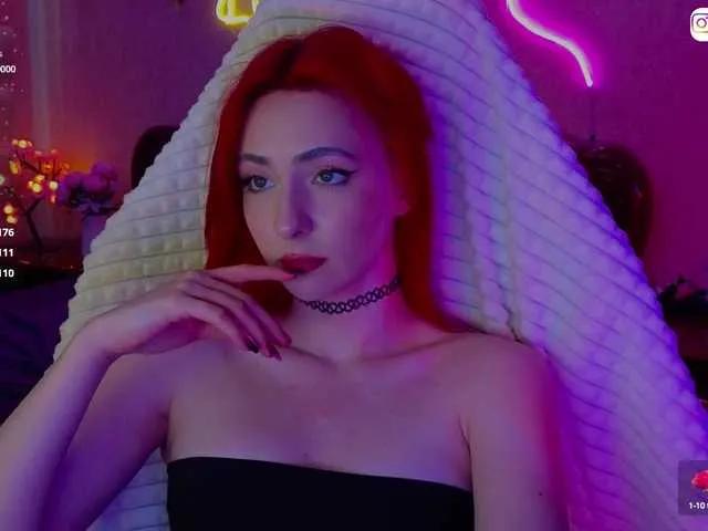 LollyGirlMoon on BongaCams 