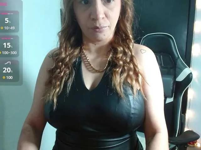 Manuela420sexy — A fun and safe atmosphere.

 Join me to share laughs, games and intimate moments that you will not want to lose yourself. I wait for you to create memories together!