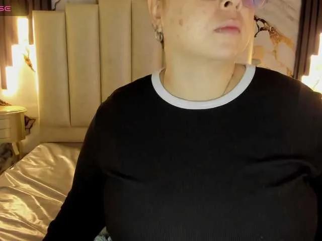 mollieblue69 on BongaCams