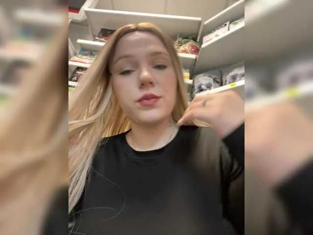 Monna-Krrrista on BongaCams 