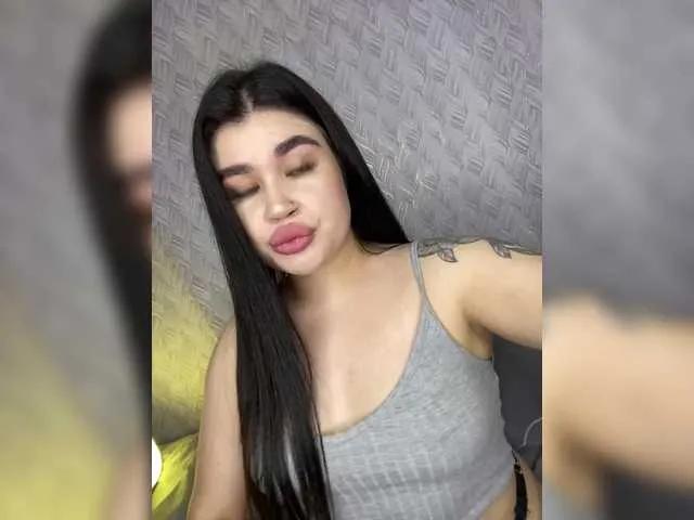 suchka-black- on BongaCams