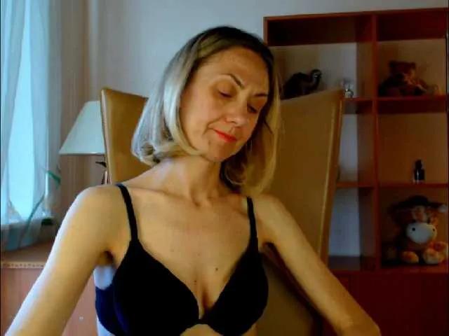 Tanya6547 — Freechat on BongaCams