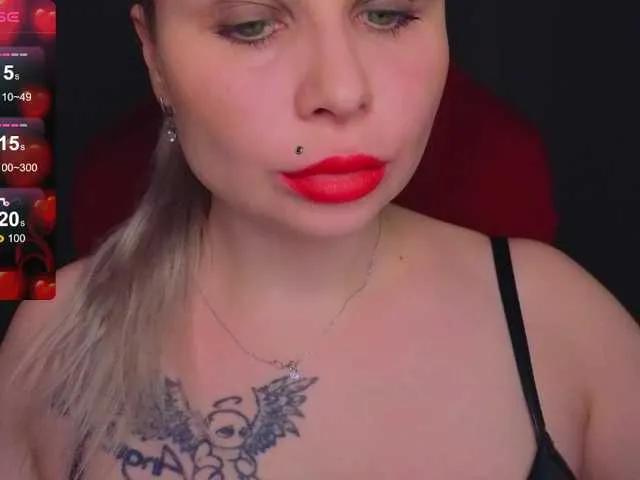 YourFunnyBlondiee — I get turned on by looks, anticipation, and dancing on the edge... I don't undress --- and that's exactly what drives you wild. Toys come into play, a touch of domi, a hint of lash... Want more? You'll have to earn every sensation.