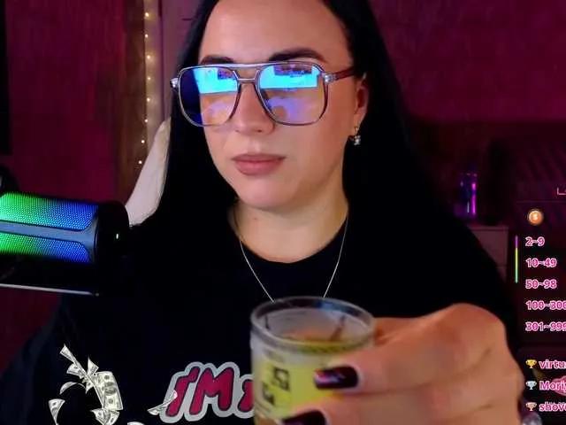 YURIEVNA13 on BongaCams