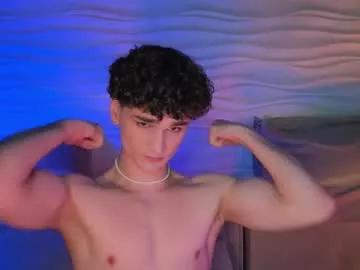 adam_21cm on Chaturbate 