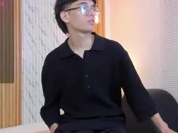 billie_jr — Let's enjoy a cum explosion together in my room!! It feels delicious. #monstercock #latino #young #lovense #twink [1081 tokens remaining]