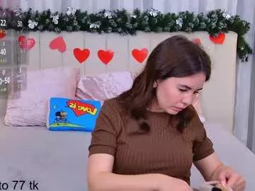 ellaander on Chaturbate 