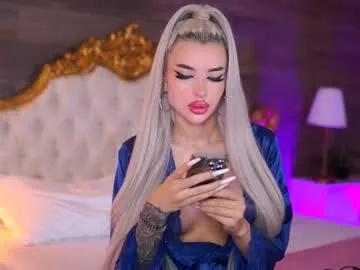juicy_jessye — Teen tattoed blonde looking to use her tongue pierce for the best blowjob! - Goal: Orgasm alert #skinny #teen #blonde #bigboobs #pierce