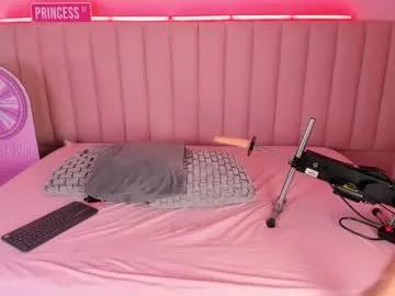 karriewatson on Chaturbate 