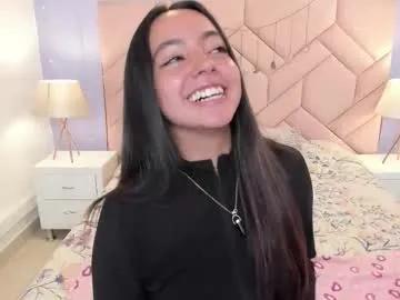 laraa_rous on Chaturbate 