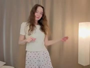 lynnedobson on Chaturbate