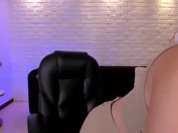 morganhicks —  Let's forget everything and fill ourselves with pleasure  - Multi-Goal :  BJ + Spank Ass + Bodytour #latina #sph #curvy #fetish #bigboobs