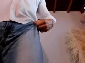 neo_dimou — GOAL: Help me undress [220 tokens remaining] Welcome to my room! #cum #muscle #bigcock #lovense #young
