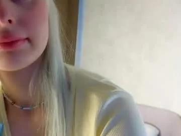 peek_in_my_window on Chaturbate 