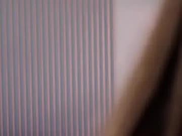 pretty_princess_elina — pull my shorts down and tease [660 tokens left] Hi dear, i'm Elina and welcome to my room:* #new #18 #shy #natural #teen