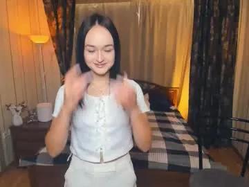 silvaflory — GOAL: Show my outfit [13 tokens remaining] Welcom, help to get 5 thumbs up #18 #teen #new #shy #young