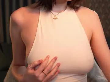 sophia_lean — do you remember me?  {goal -- kiss you }    #bigboobs #teen #natural #young #skinny [40 tokens remaining]
