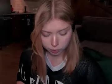 vanillalivitski — GOAL: Glutes flex [389 tokens remaining] Welcome My name is Vanilla, let's get acquainted! #lovense #new #blonde #muscle #fit