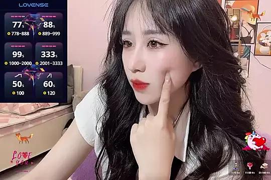 _LLisa_ on StripChat 