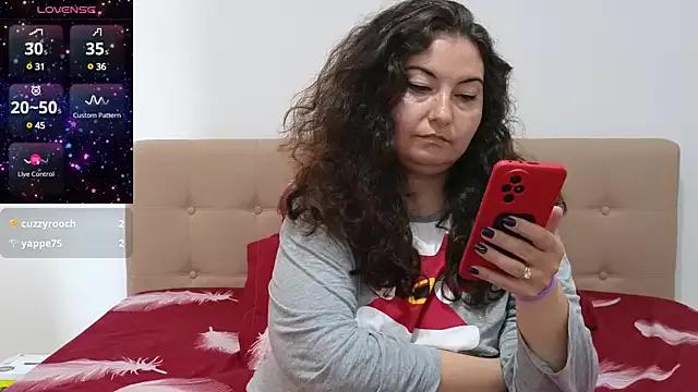 BBW_MILF_4U on StripChat 