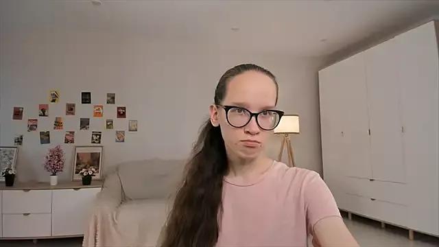 BettyBrowni on StripChat 