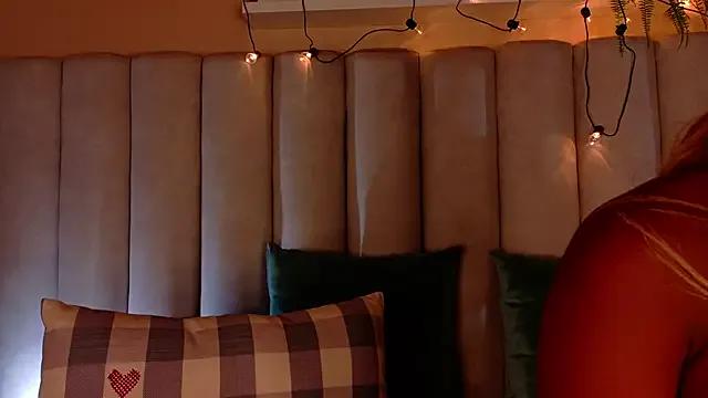 briannajackson_ — Show ass in close.up twerking dance