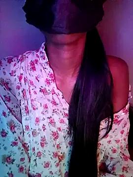 BunnyBloom25 on StripChat 