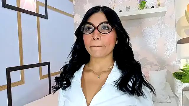 CharlotteGraay — ug Anal+ fingers in my pussy and ass