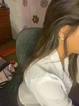 chicachocolate01 — Flash tits 