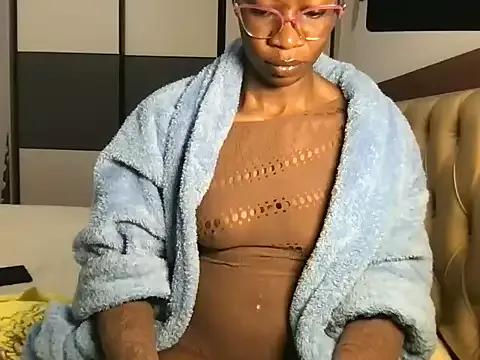 choco_petite on StripChat 