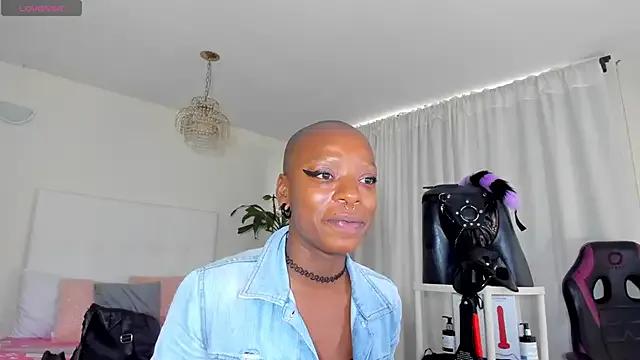 Coco_Kiss on StripChat 