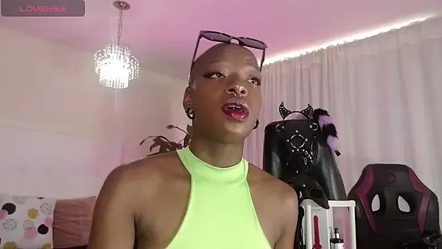 Coco_Kiss on StripChat 