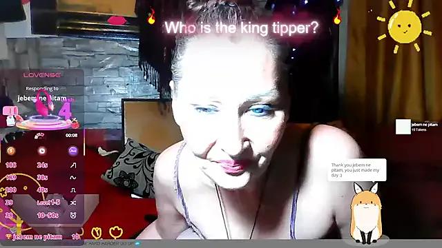 dominatrixredsonyja — Make me nude &oil show