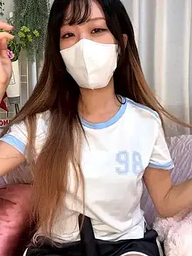 emiiiii1001 — Group on StripChat