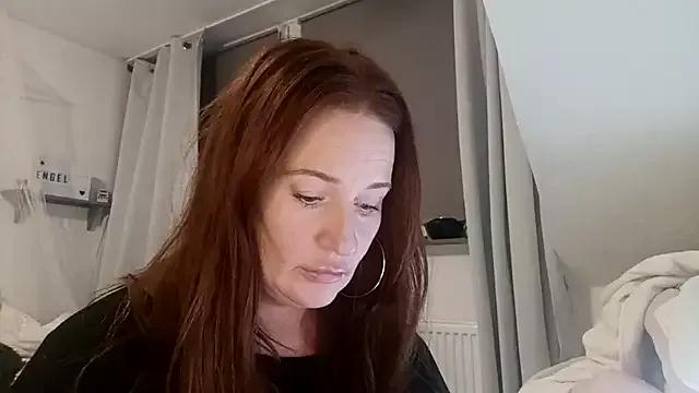 Engel_mia on StripChat 