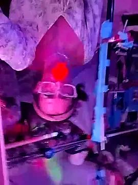 gurlnips — Cum show