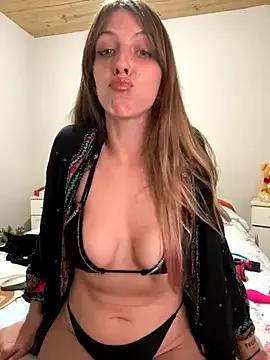 Irisdollhot on StripChat 