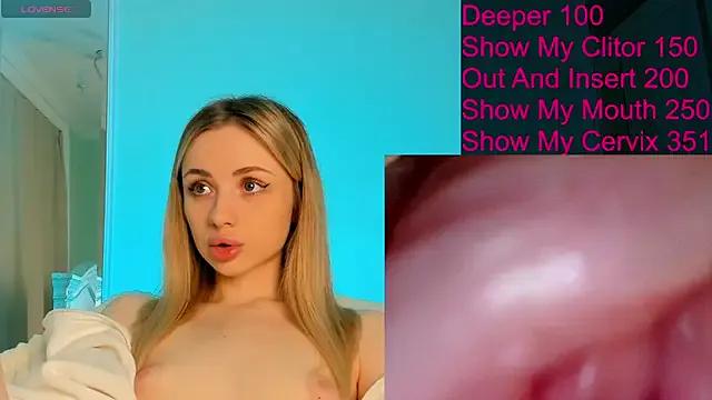 jannemary on StripChat 