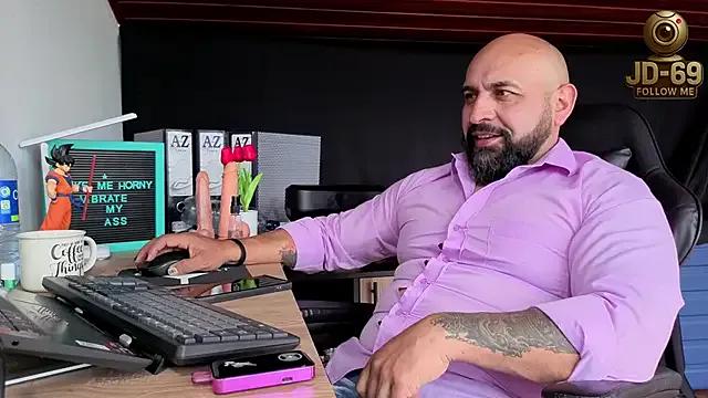 JD-69 —  SHOW DICK