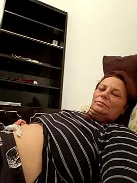 jessyca_ — Spit in boobs
